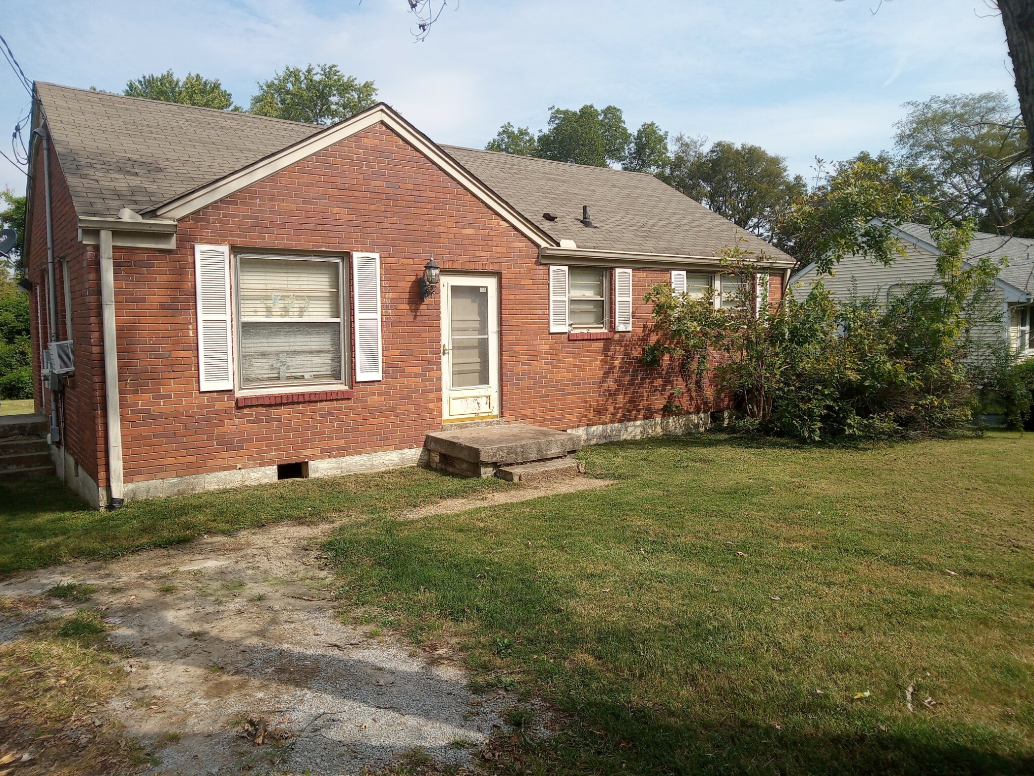 Property Photo: 2927 Sinbad Dr TN 37214