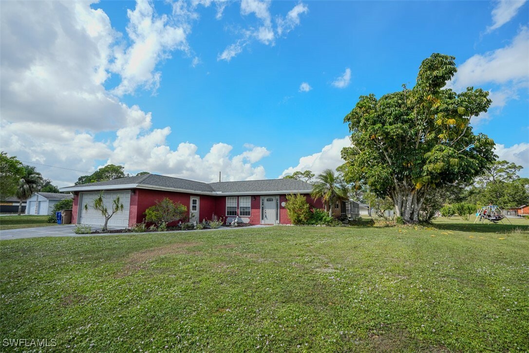 Property Photo:  21 Clayton Avenue  FL 33936 