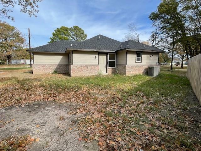 Property Photo:  801 Crestway Drive  TX 75474 