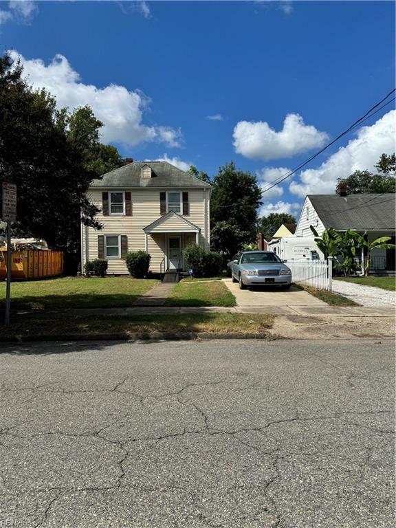 Property Photo:  1613 Wickham Avenue  VA 23607 