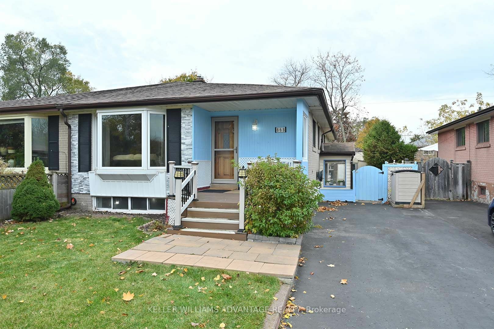 Property Photo:  868 Reytan Blvd  ON L1W 1Y5 