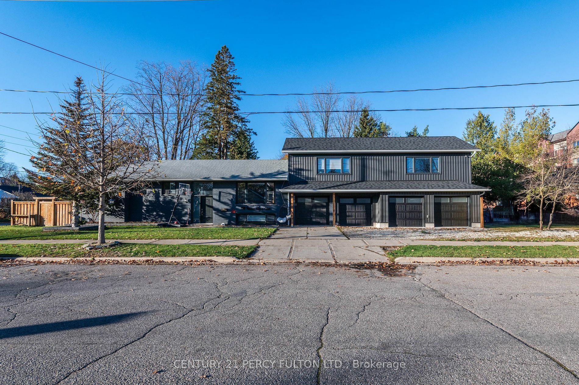 150 Nelson St E  New Tecumseth ON L9R 1J5 photo