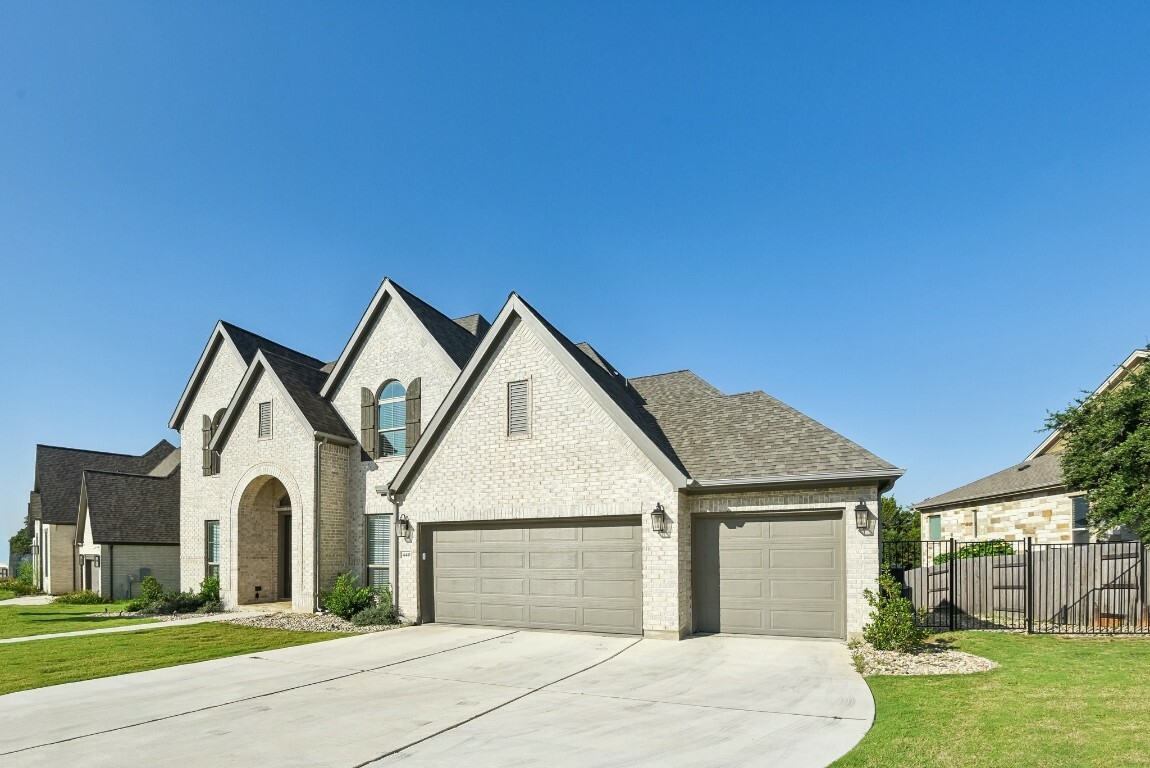 Property Photo:  440 Montalcino Lane  TX 78628 