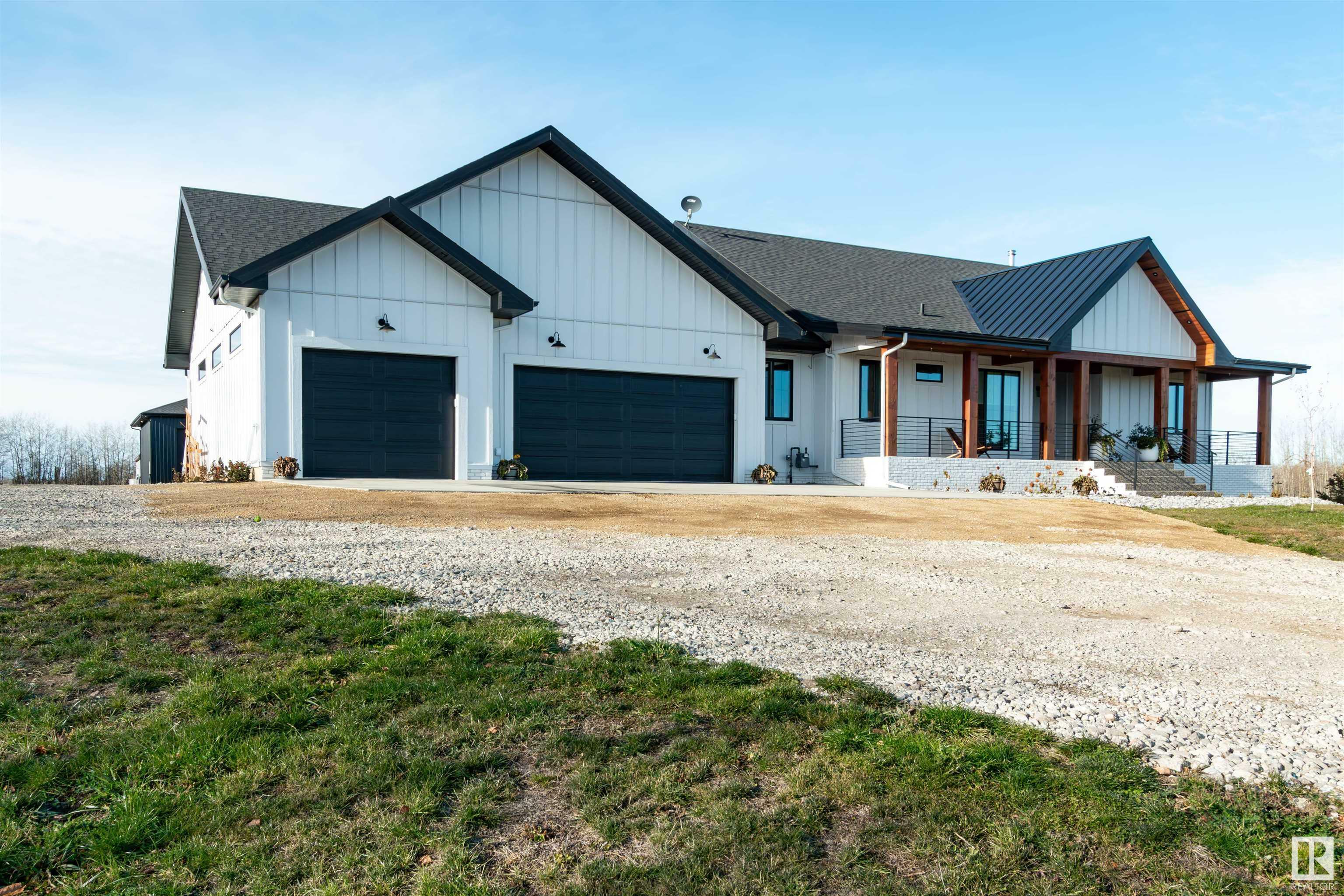 Property Photo:  22111 Twp Road 510 155  AB T0B 3M2 