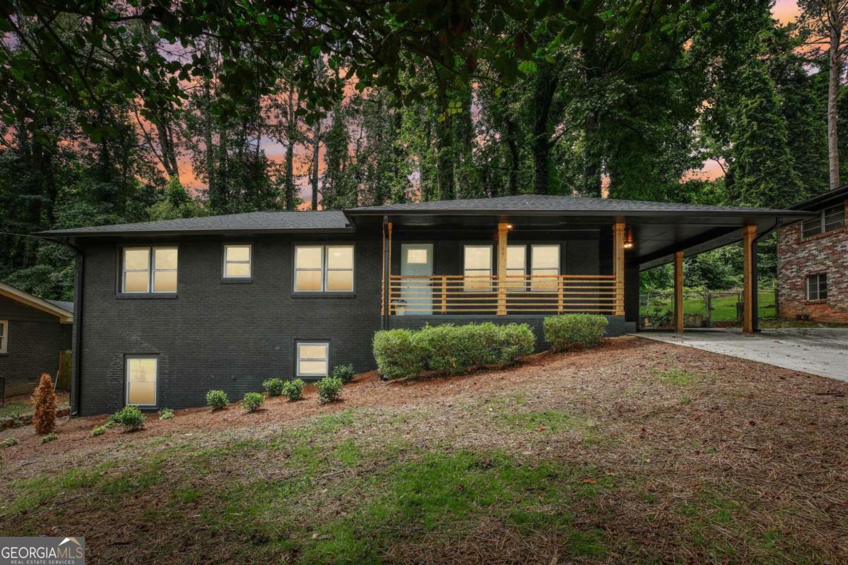 Property Photo:  2210 Bolling Brook Drive SW  GA 30311 