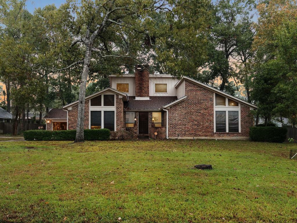 Property Photo:  6 Parkway Plaza  TX 75904 