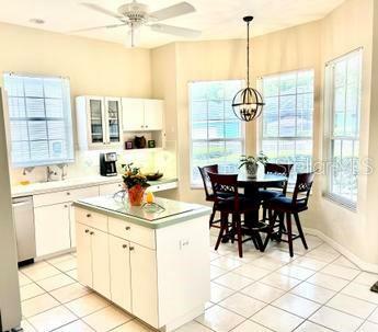 Property Photo:  555 Meadow Sweet Circle  FL 34229 