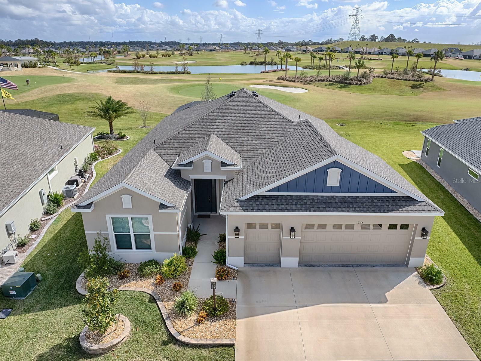 Property Photo: 6744 Newell Loop FL 34762