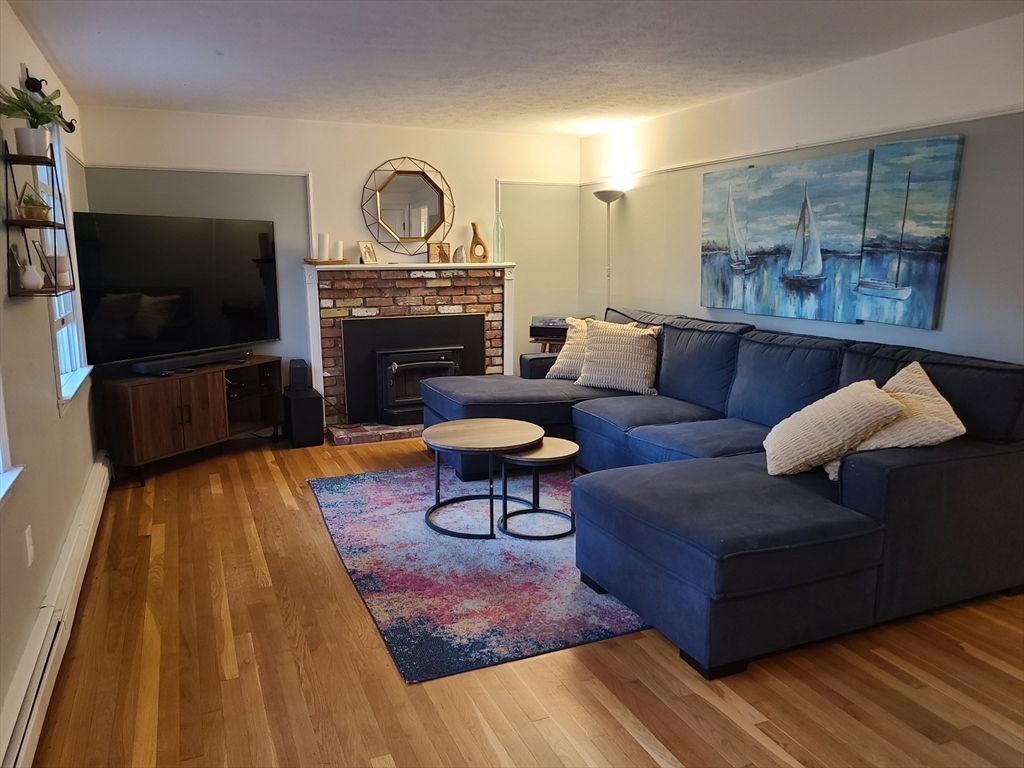 Property Photo: 409 Webster St MA 02050