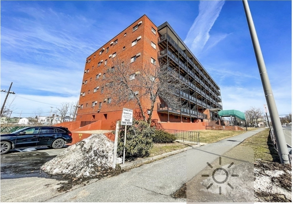 Property Photo:  585 Revere Beach Pkwy 302  MA 02151 