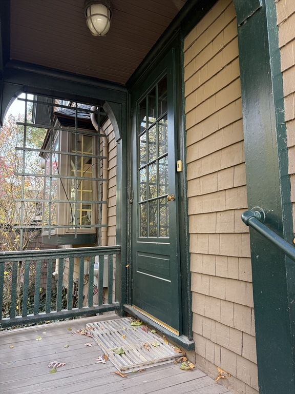 Property Photo:  41 Powell Street Upper  MA 02446 