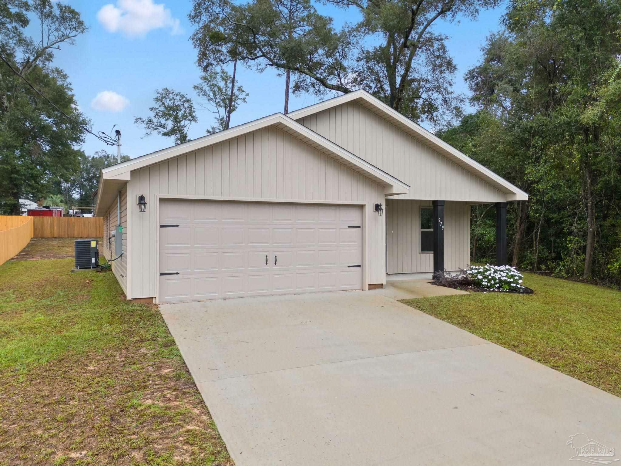 Property Photo:  979 Kathleen Ave  FL 32533 