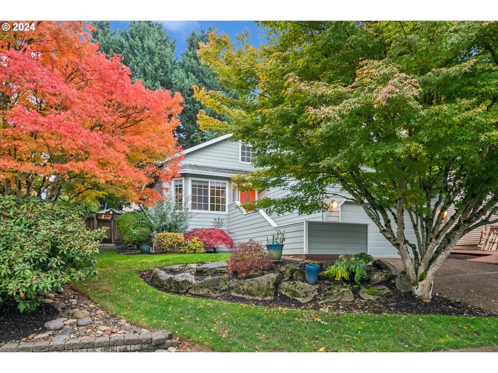 Property Photo:  11892 SW 128th Ave  OR 97223 