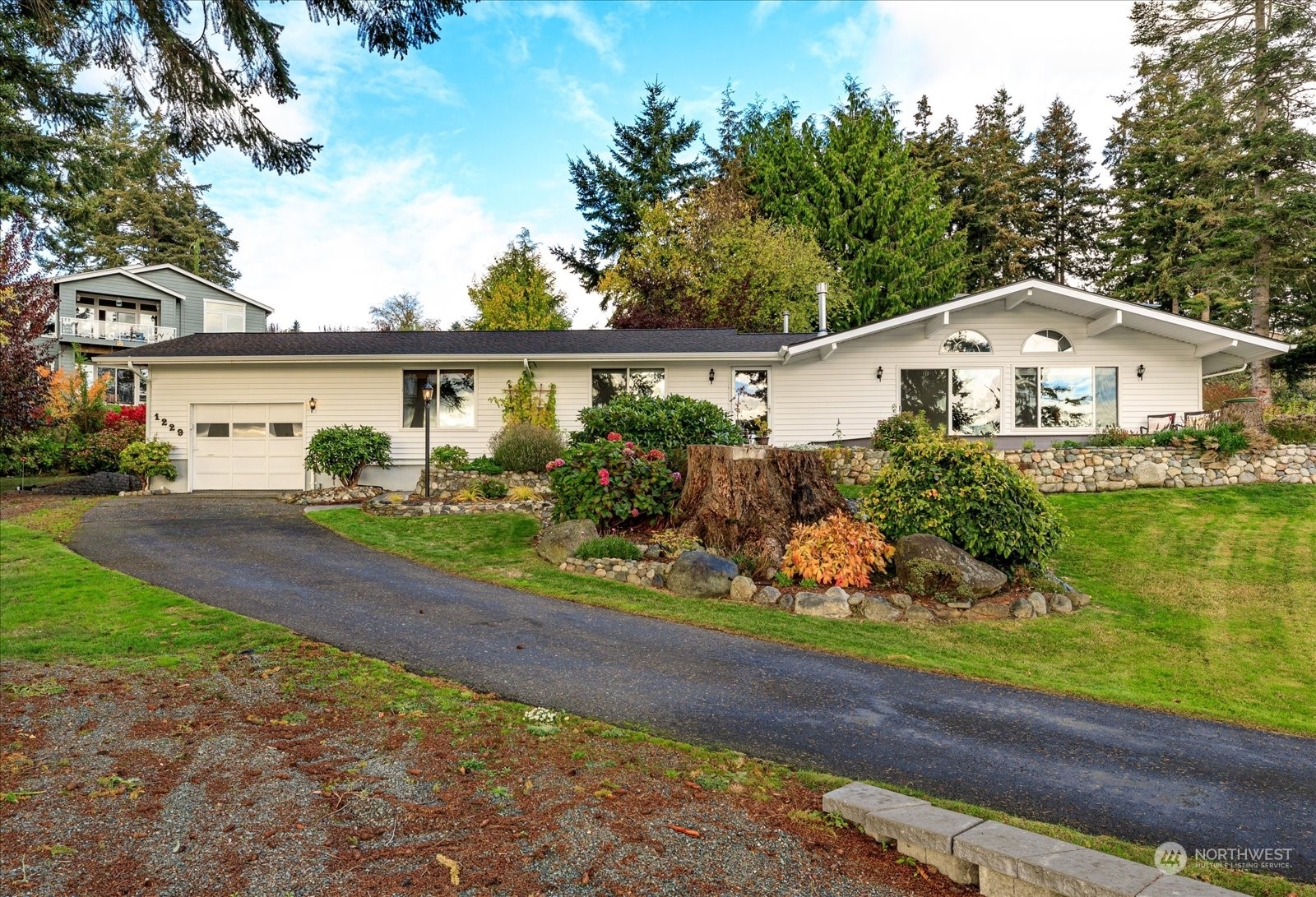 1229 Noel Greene Drive  Oak Harbor WA 98277 photo