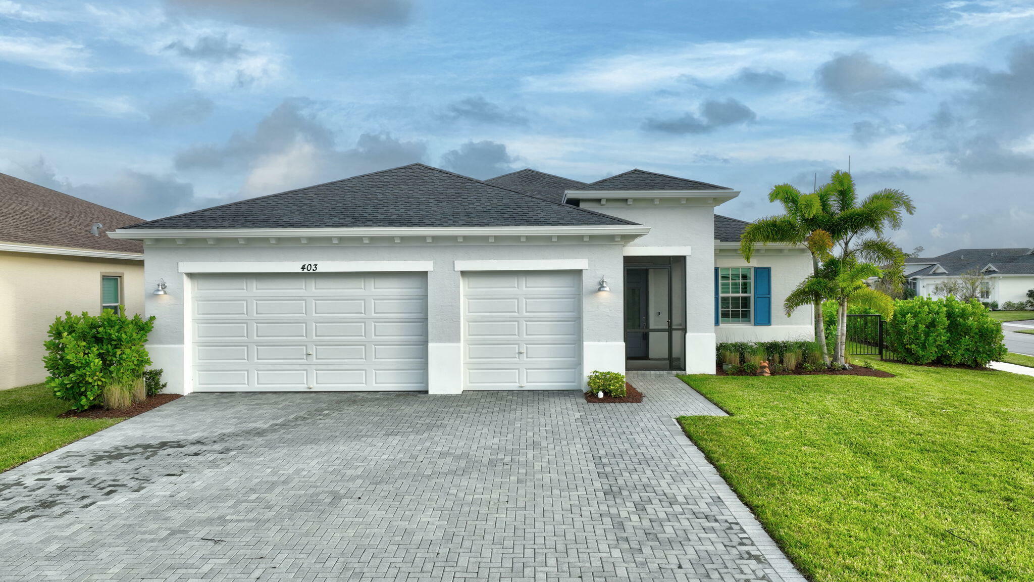 Property Photo:  403 SE Mulberry Way  FL 34984 