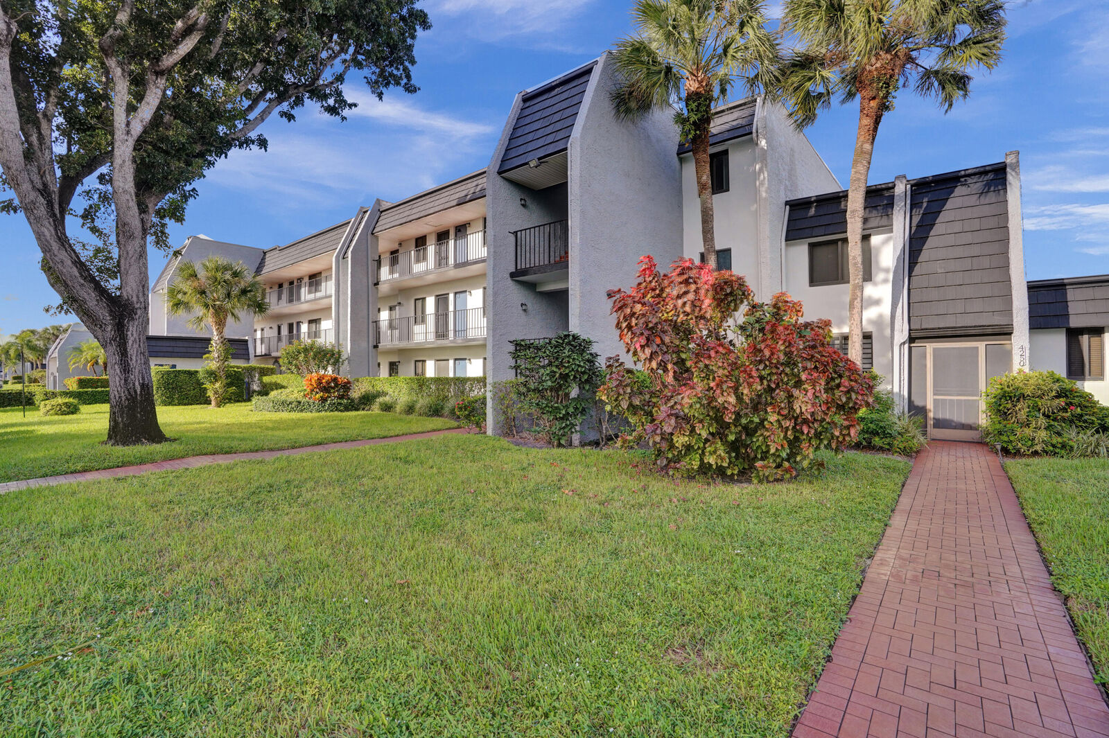 Property Photo:  4248 Deste Court 108  FL 33467 