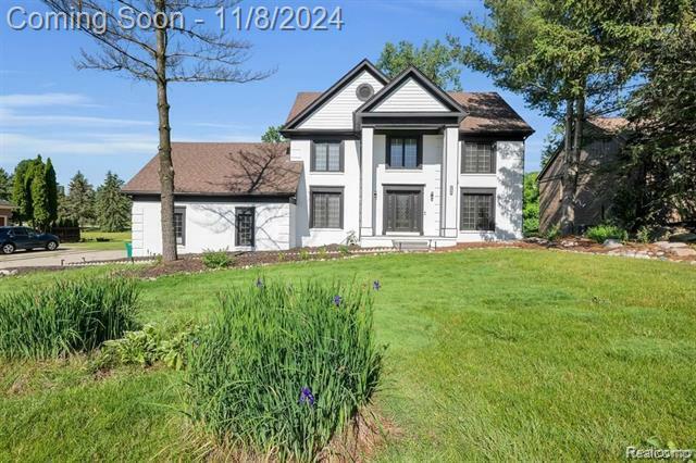 22161 Sheffield Drive  Farmington Hills MI 48335 photo