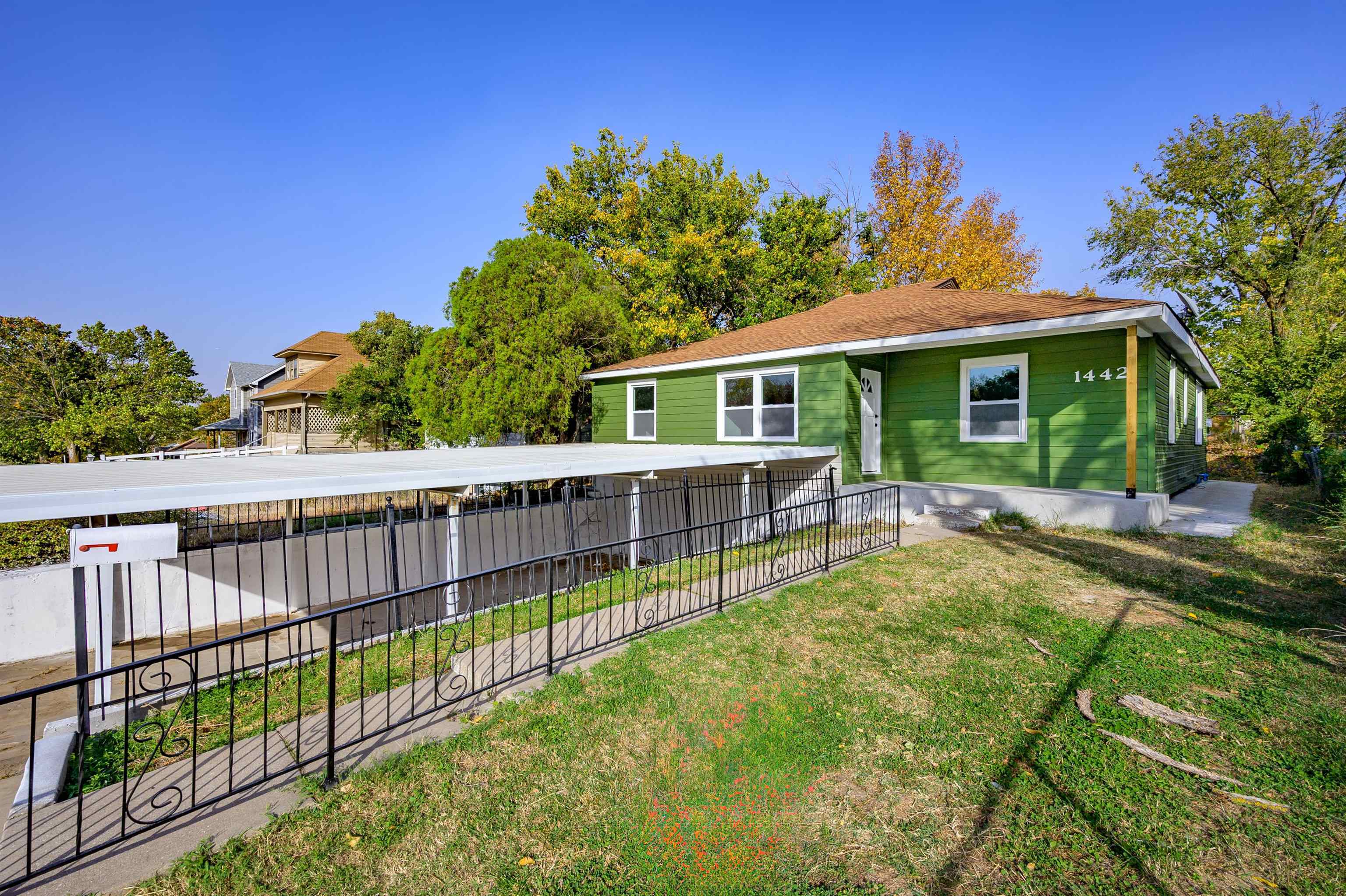 Property Photo:  1442 N Volutsia Ave  KS 67214-2234 