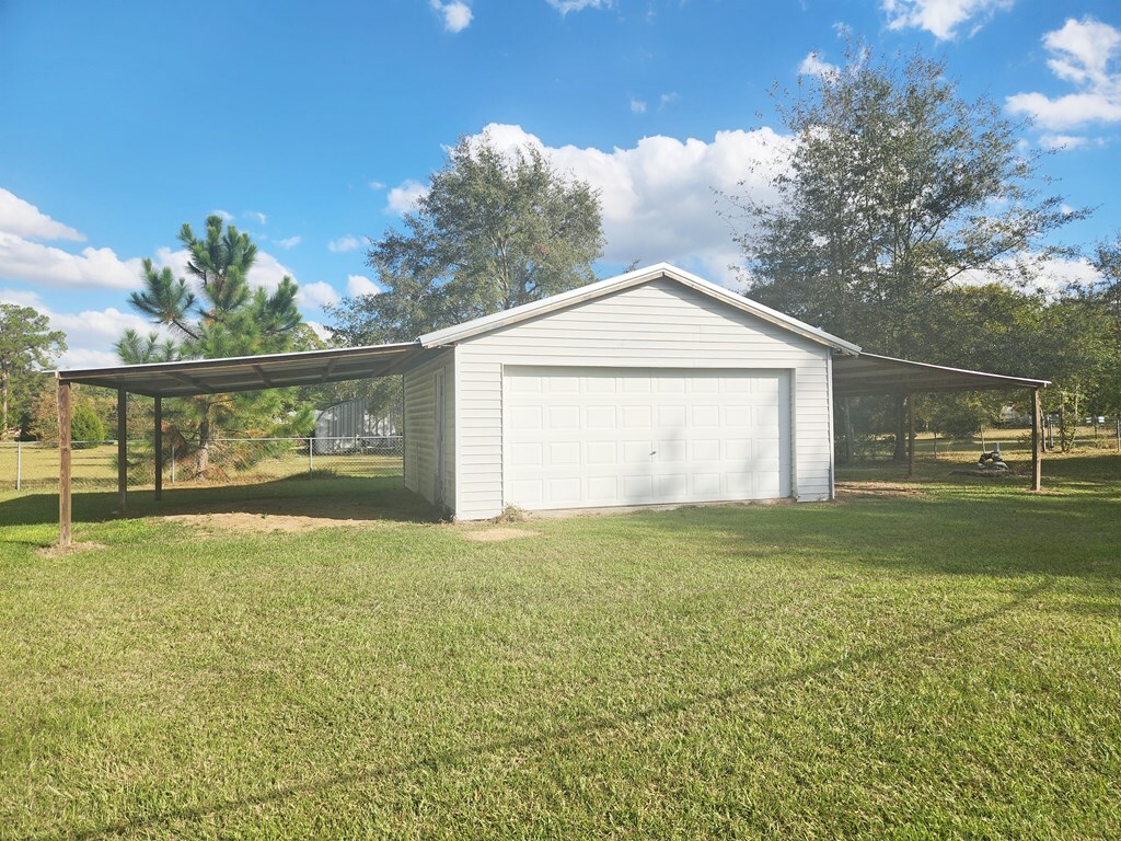 Property Photo:  205 James Drive  GA 31705 