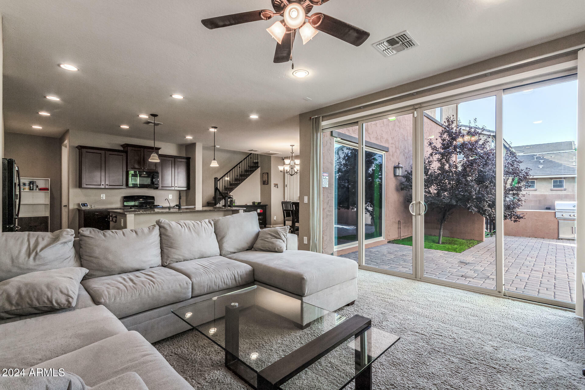 Property Photo: 1027 S Nancy Lane AZ 85296