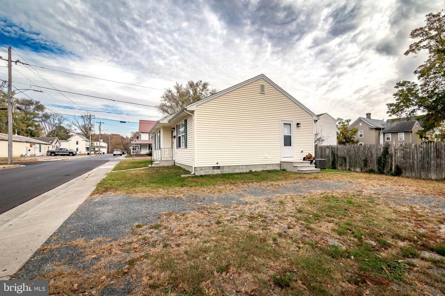 Property Photo:  16 W East Street  MD 21875 