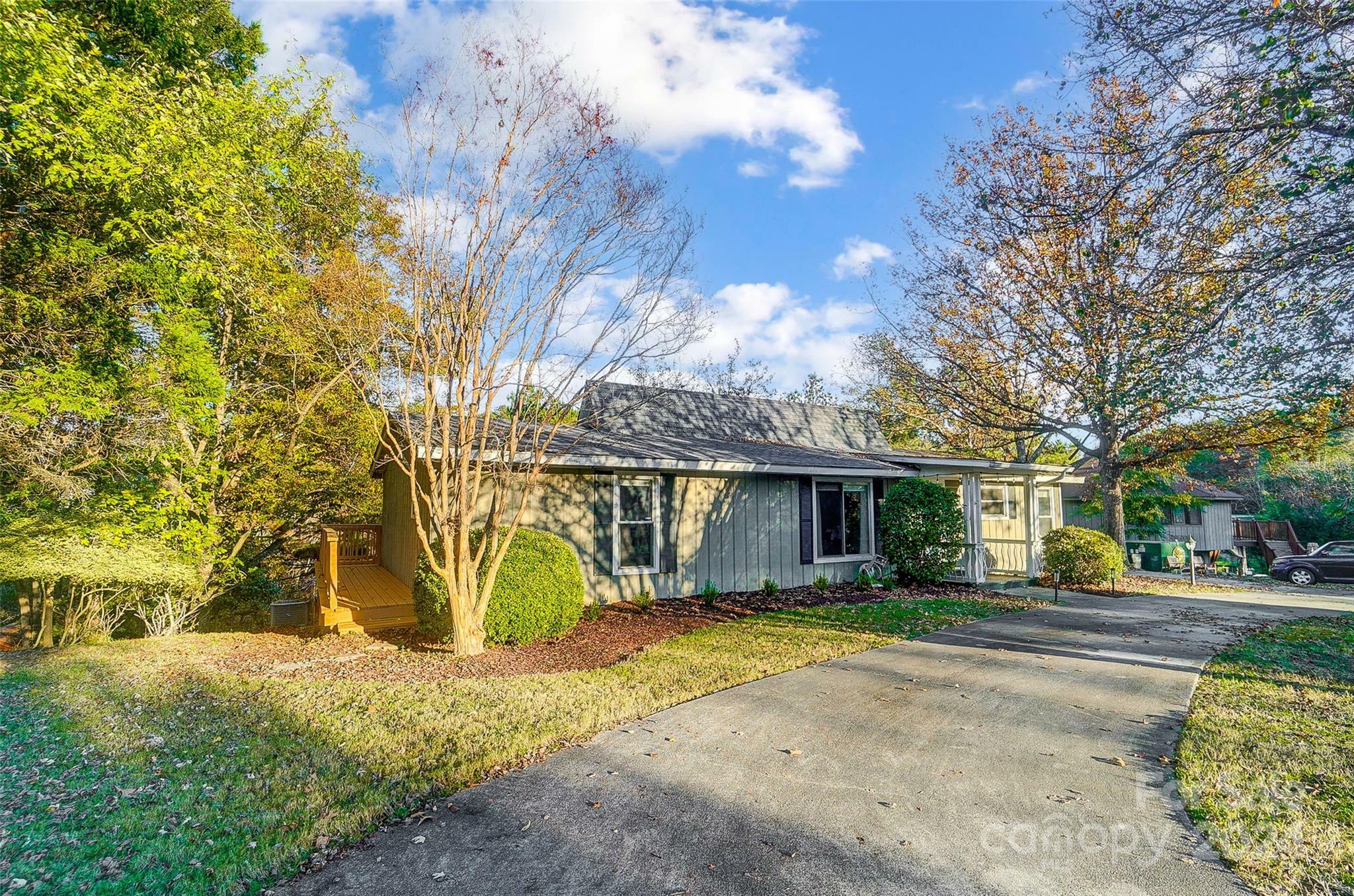 6052 Bora Bora Drive  Tega Cay SC 29708 photo