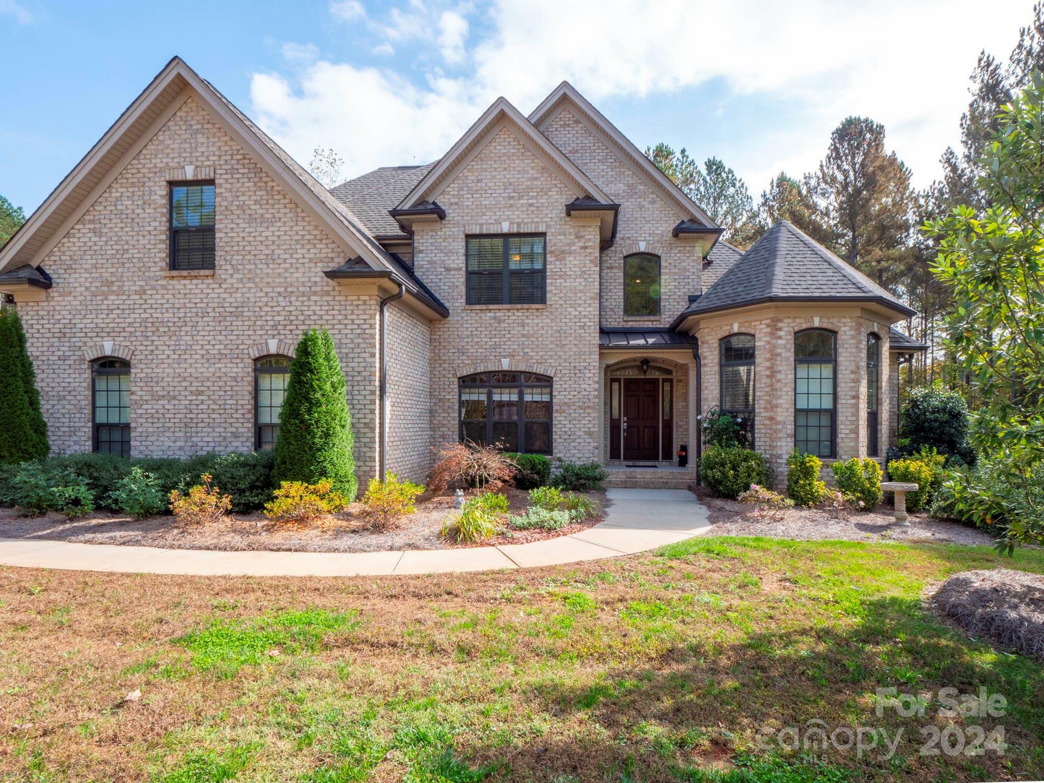 1049 Ledge Wood Lane  Clover SC 29710 photo