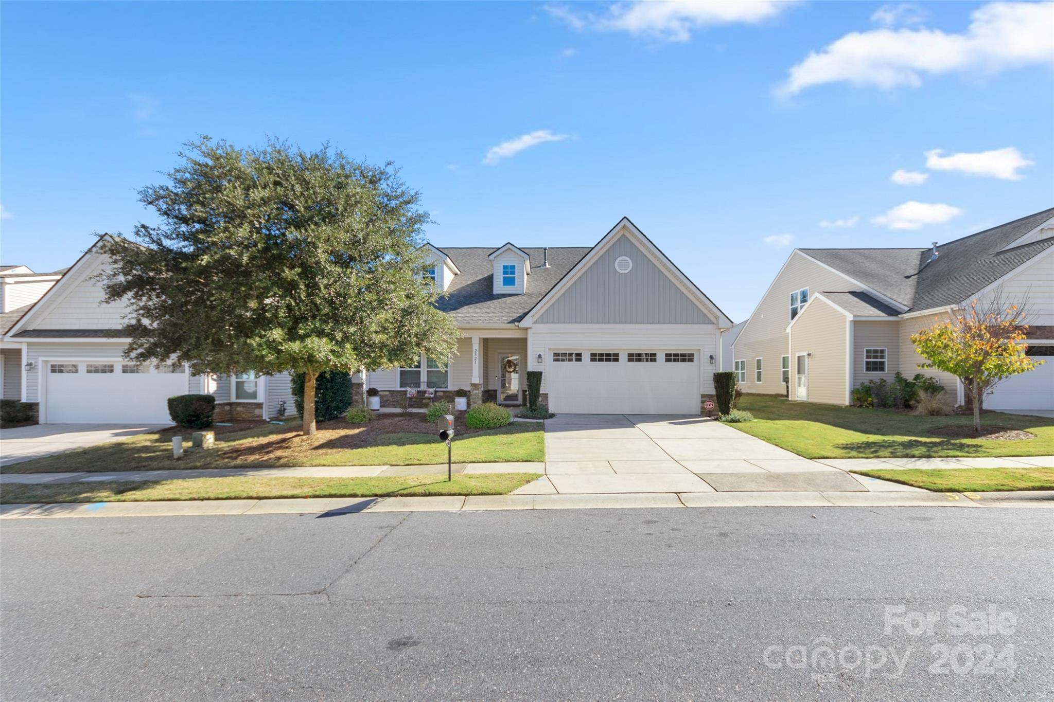 Property Photo:  2321 Celandine Way  SC 29708 