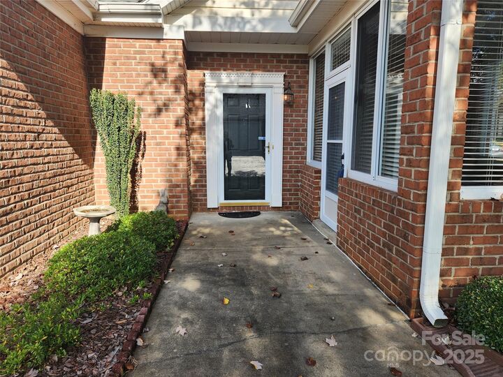 Property Photo: 11311 Olde Turnbury Court NC 28277
