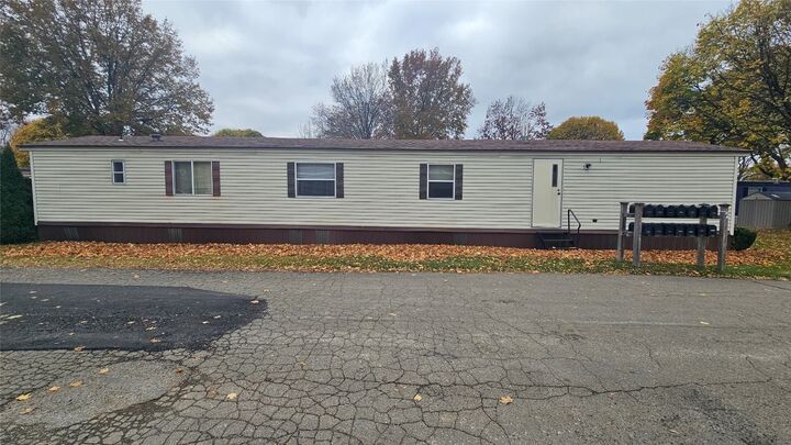 5220 Deepwood Lane  Erie PA 16505 photo