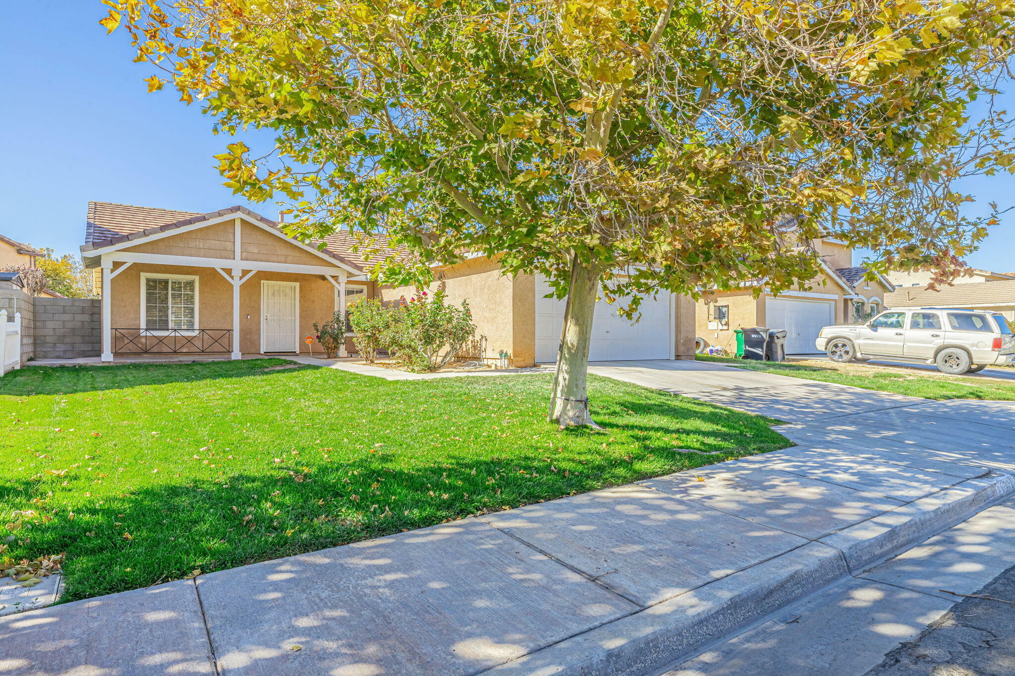 Property Photo:  45641 Barham Avenue  CA 93534 