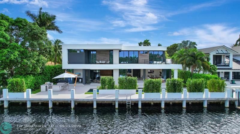 Property Photo: 31 Pelican Dr FL 33301
