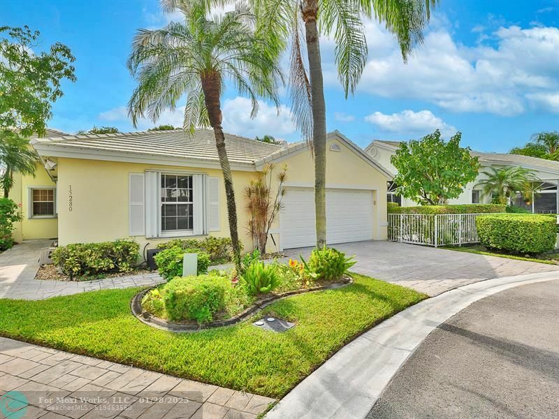 Property Photo:  15280 Wilshire Ct  FL 33027 