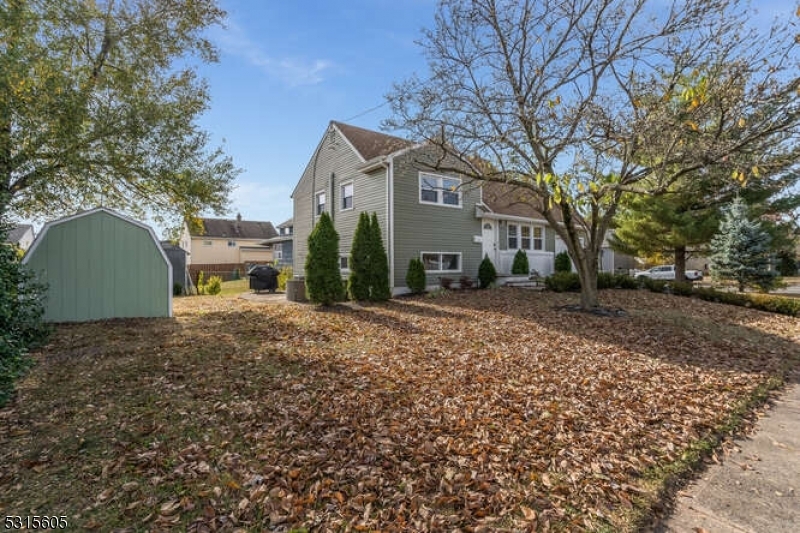 Property Photo:  9 Speer St  NJ 08876 