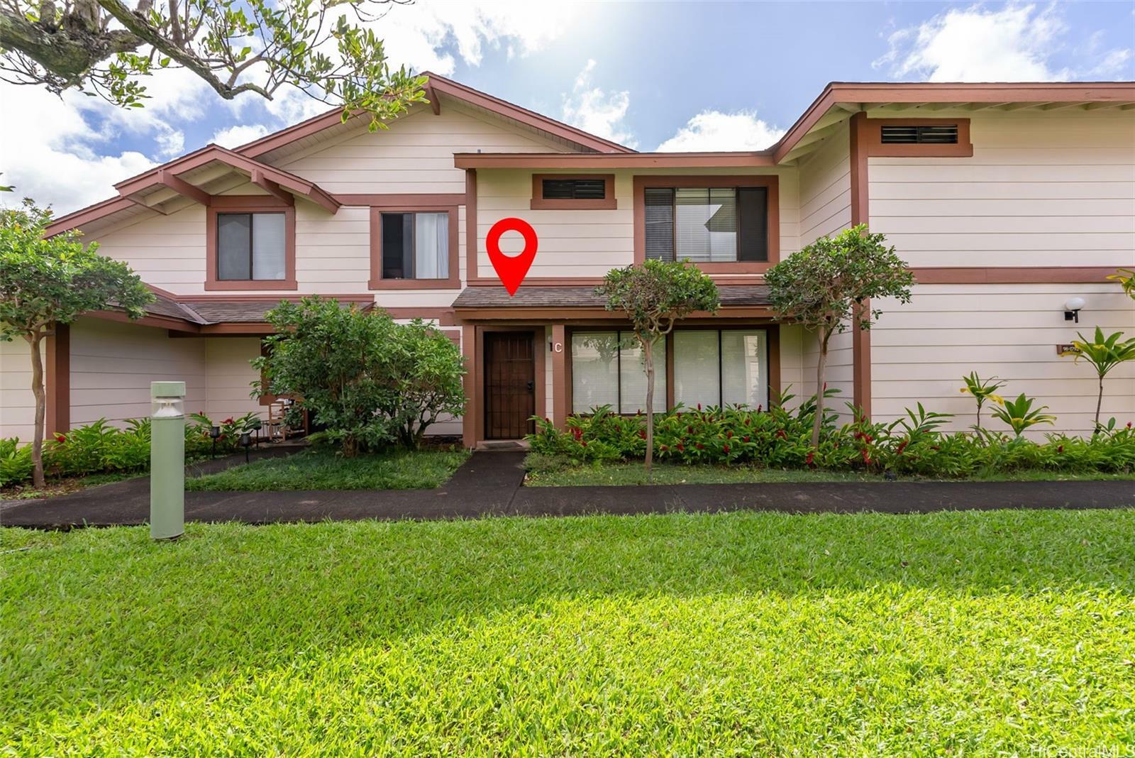 Property Photo:  98-1792 Kaahumanu Street 63C  HI 96782 