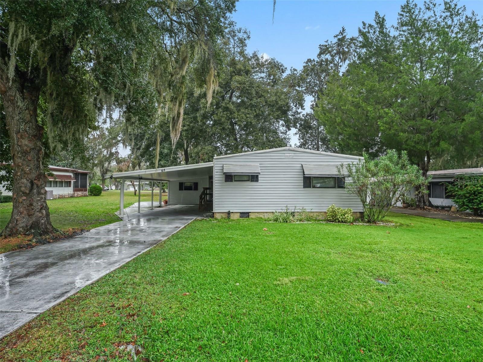 Property Photo:  65 N Bobwhite Road  FL 34785 