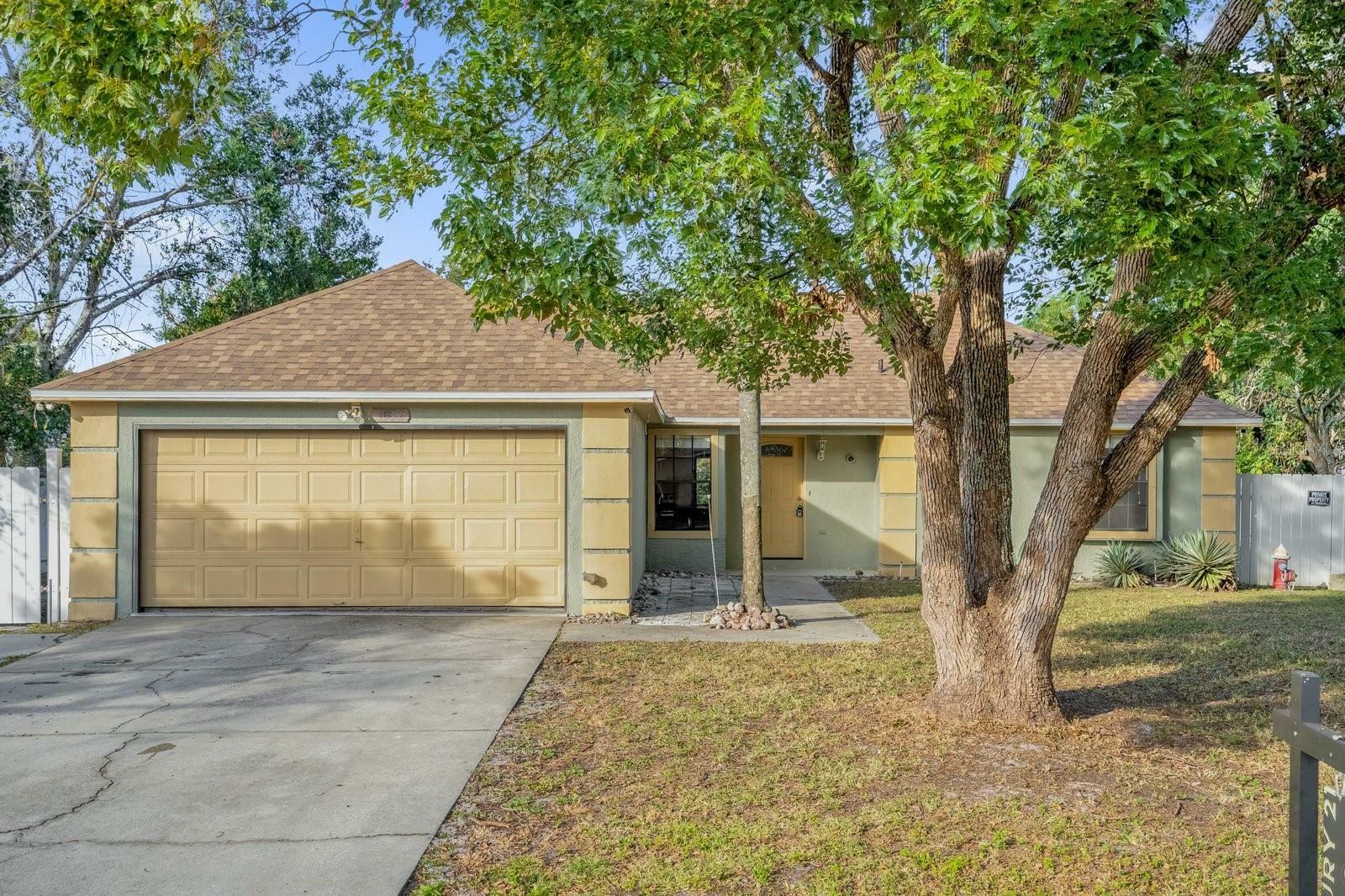 Property Photo:  1032 Pioneer Drive  FL 32725 