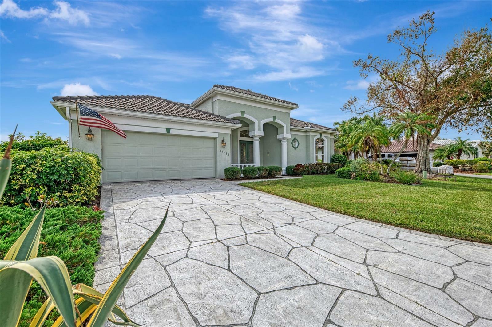 Property Photo:  13783 Palmetto Point Court  FL 33953 