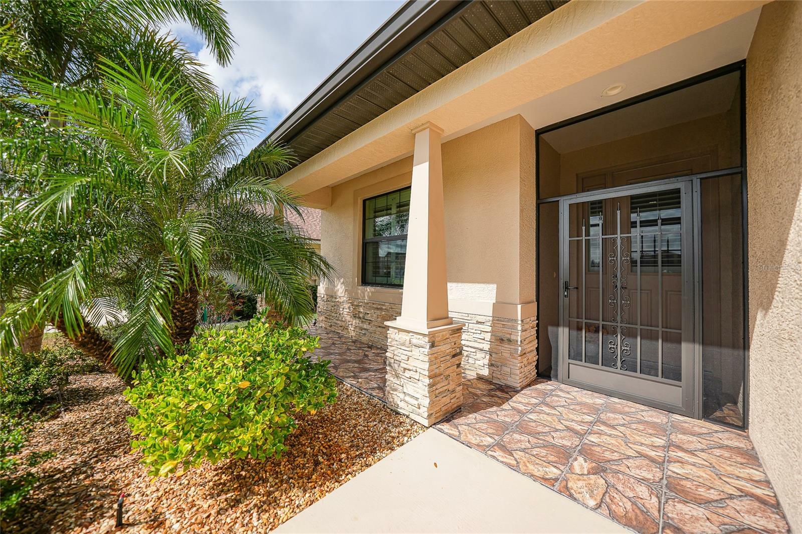 Property Photo:  632 Rose Apple Circle  FL 33954 