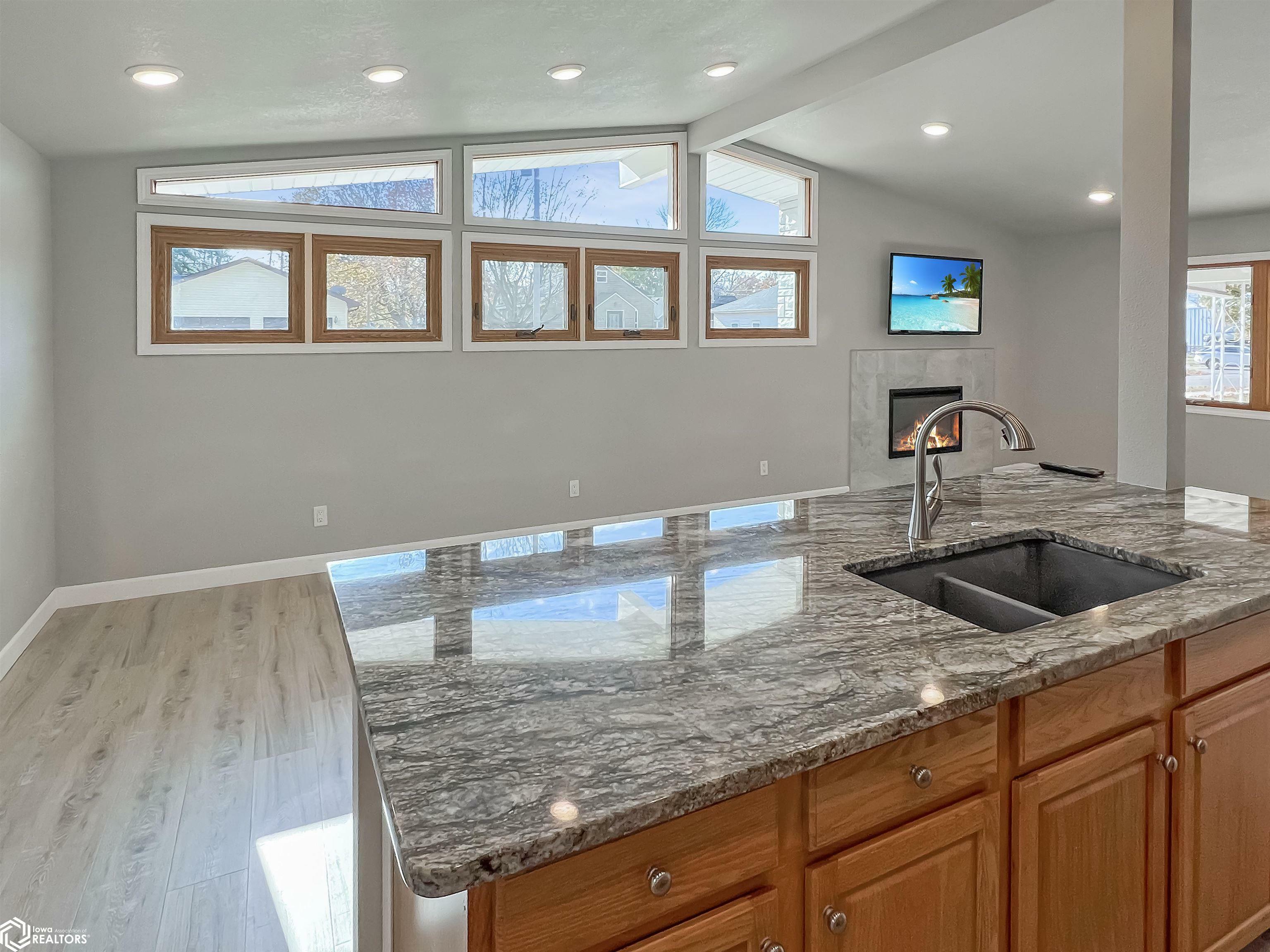 Property Photo: 804 Siloam Avenue IA 50126