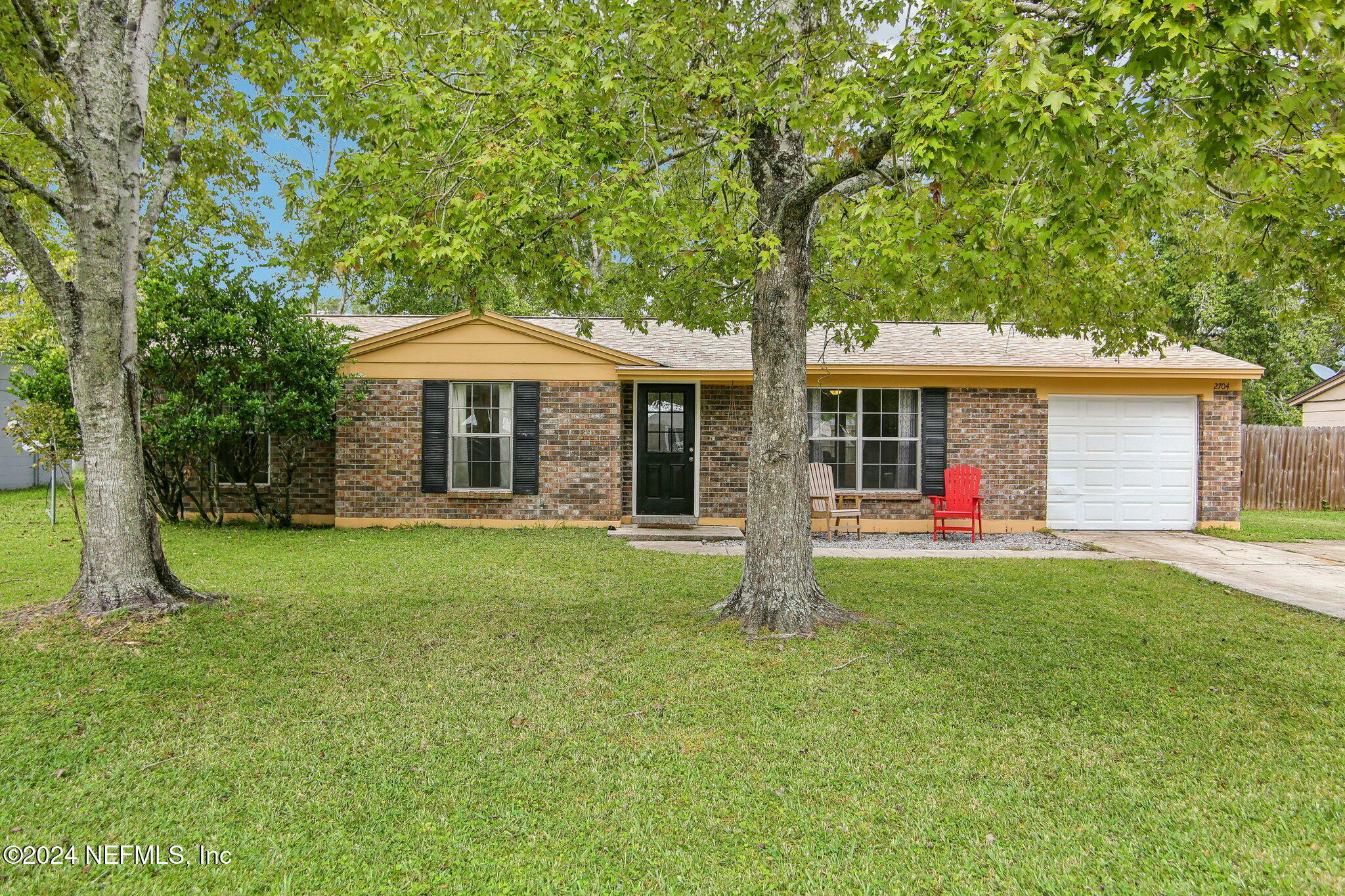 Property Photo:  2704 Tina Lane  FL 32068 