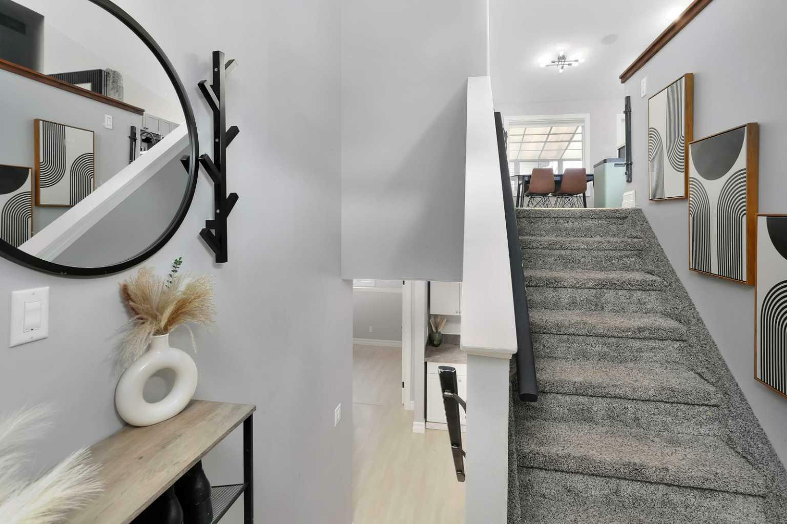 Property Photo:  4921 Westbrooke Road  AB T4M 0K7 