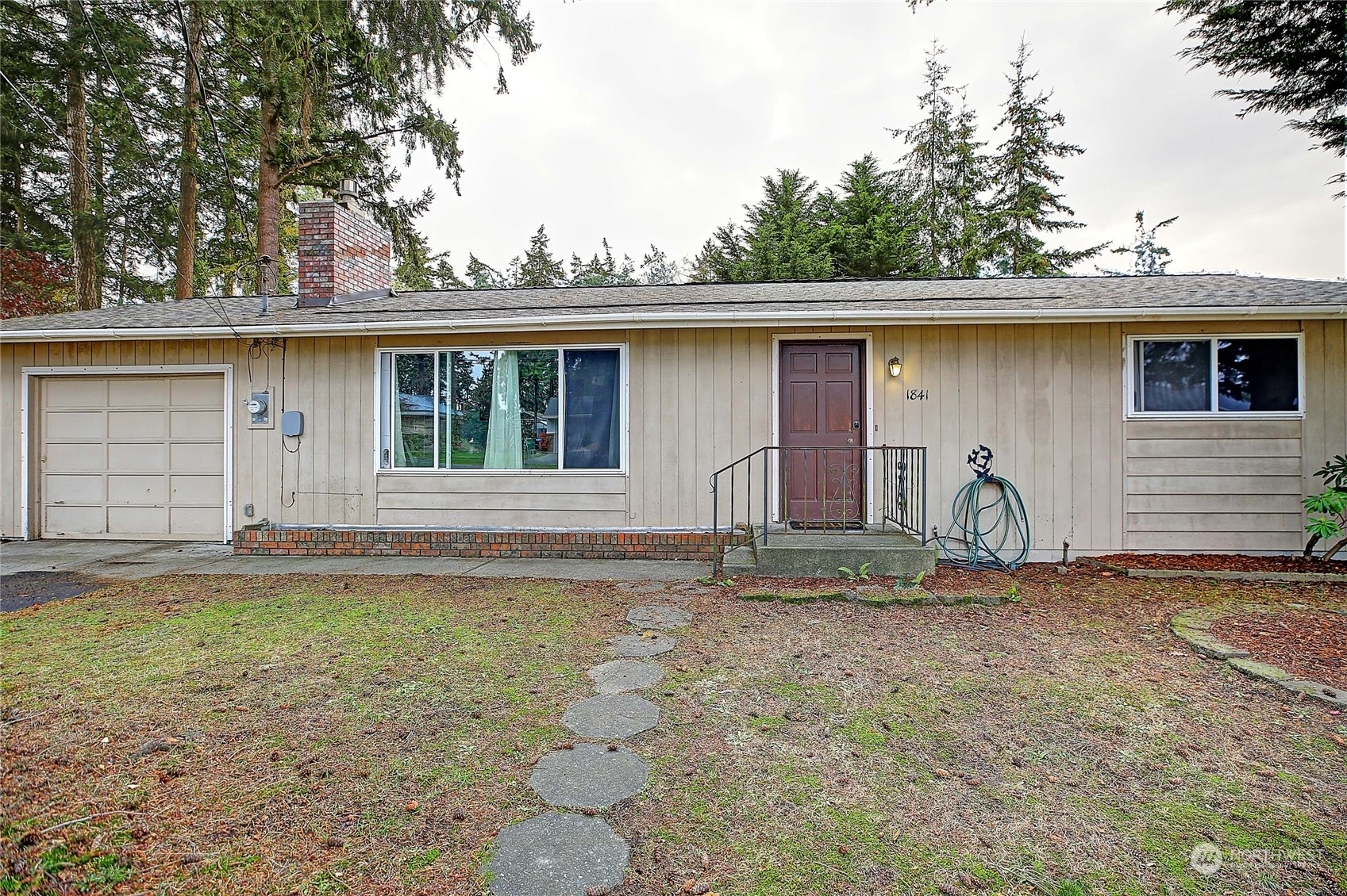 Property Photo:  1841 NE 7th Avenue  WA 98277 