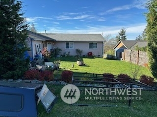 Property Photo:  933 James Way  WA 98282 