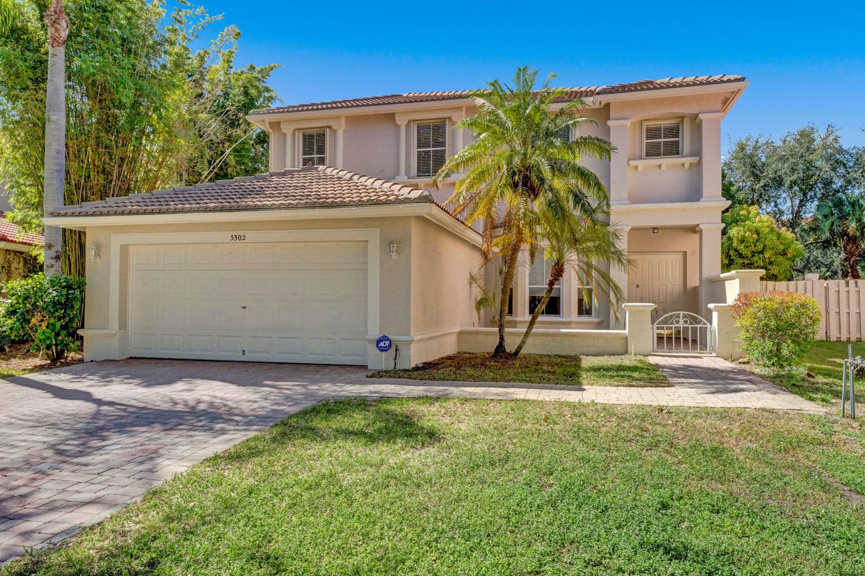 Property Photo:  5302 Victoria Circle  FL 33409 