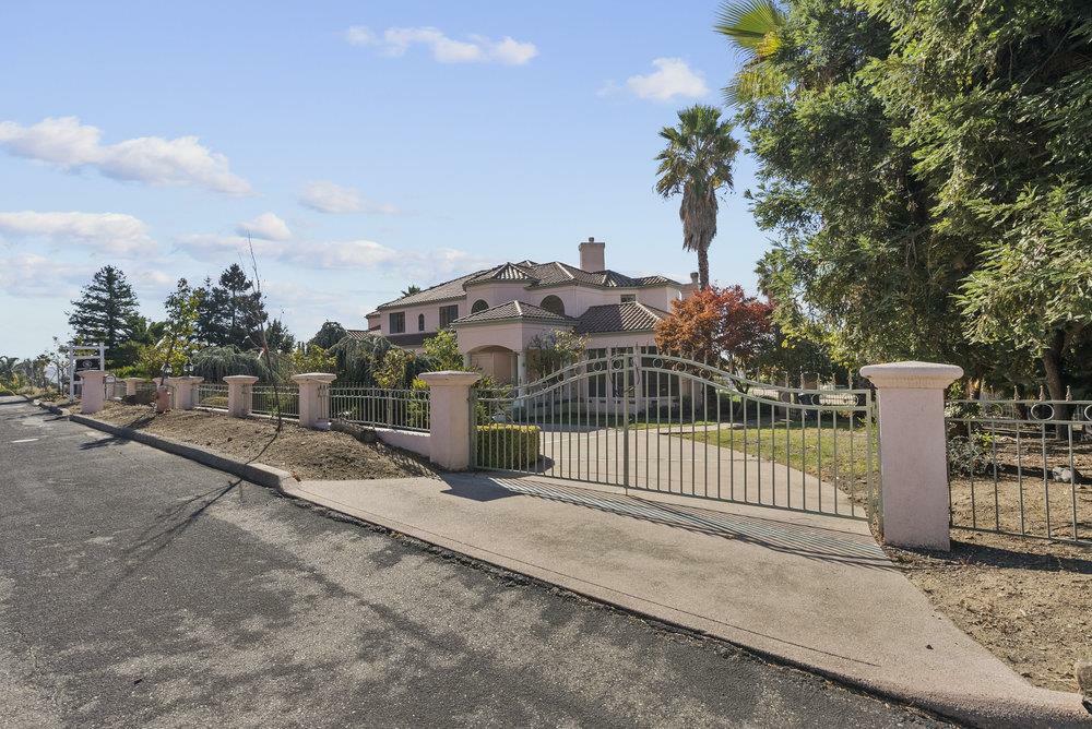 Property Photo:  971 Calaveras Ridge Drive  CA 95035 