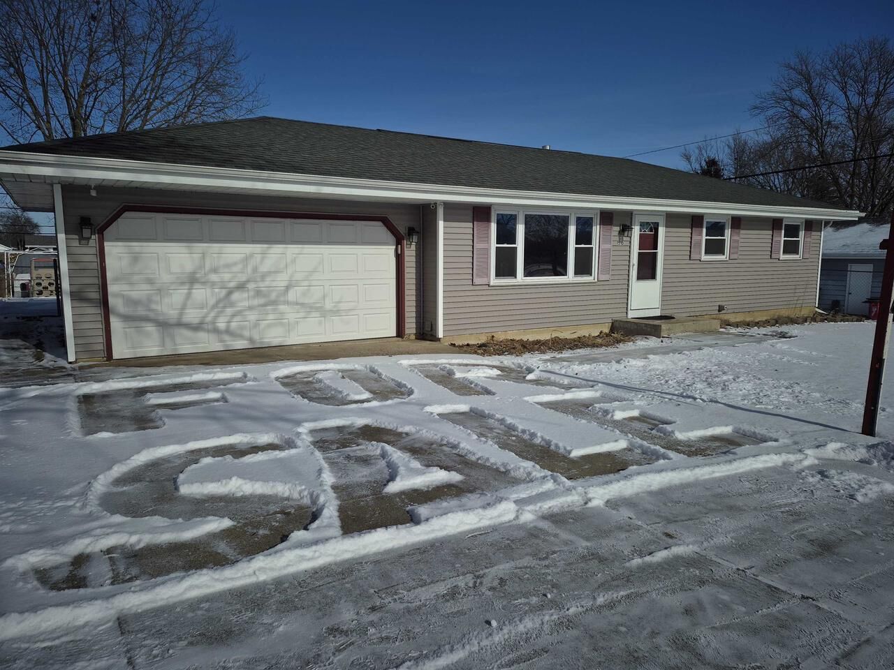 Property Photo:  1510 Crestview Street  WI 53546 