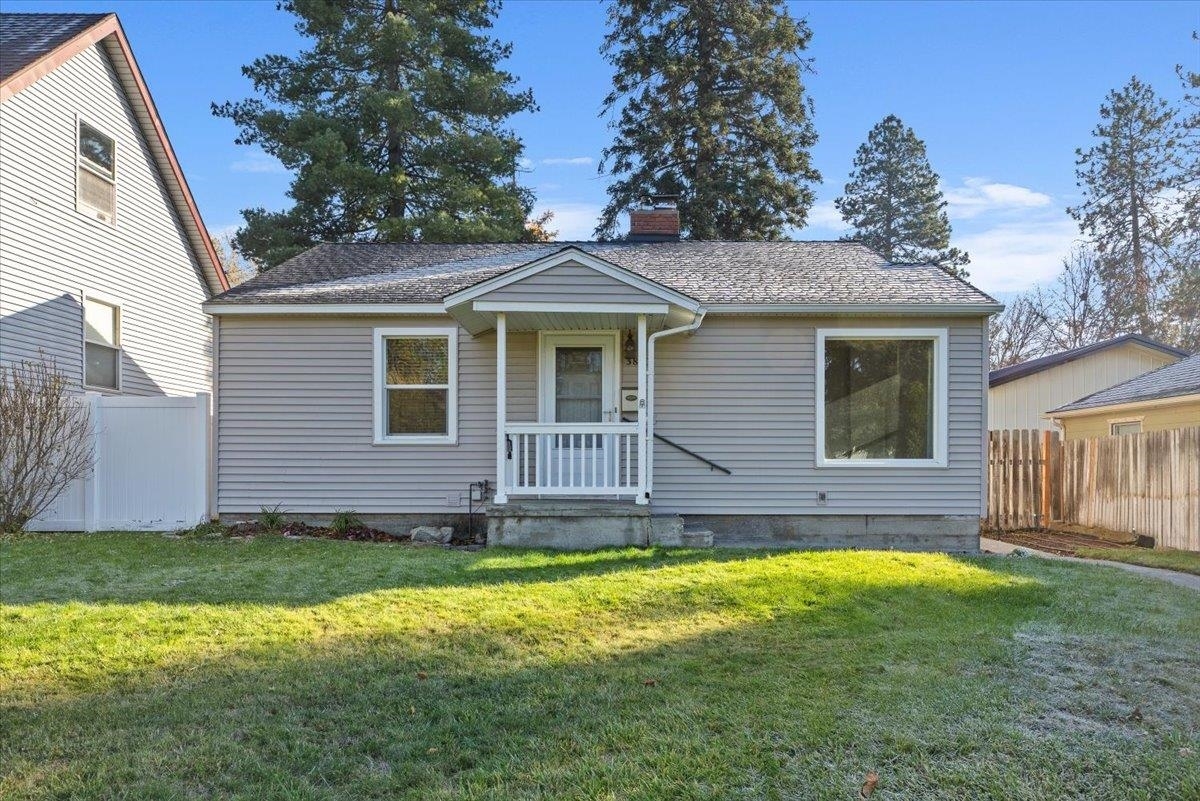 Property Photo:  3823 S Sherman St  WA 99203 