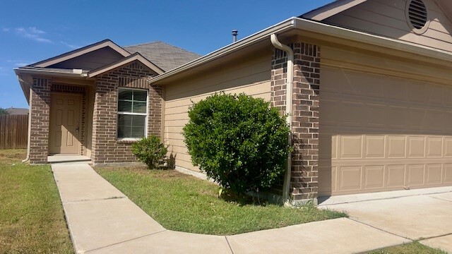 520 Musgrav Drive  Kyle TX 78640 photo