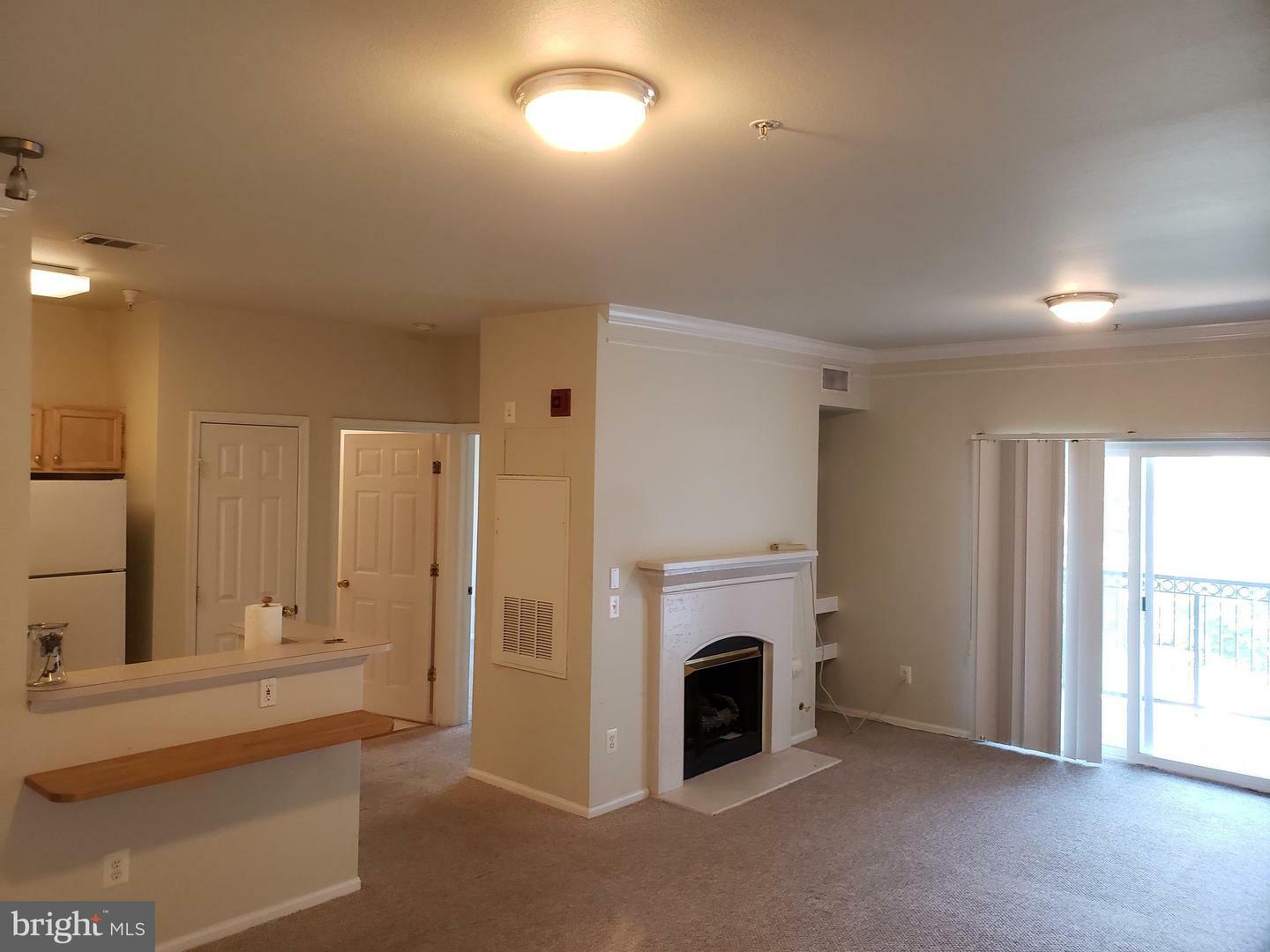 Property Photo:  1580 Spring Gate Drive 4312  VA 22102 